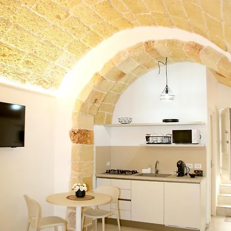 Grotta Stellata * Specchia